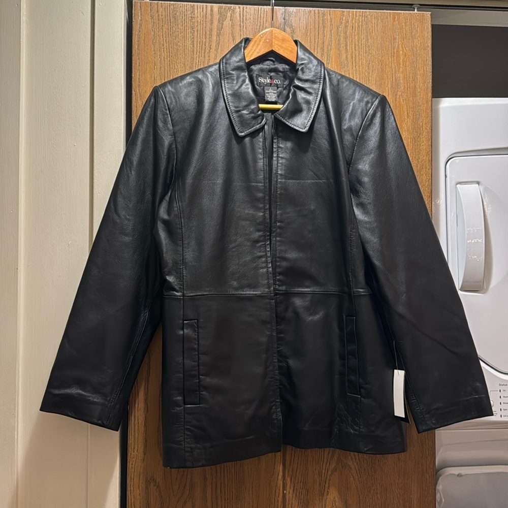 Style&Co. Womens Genuine Leather Jacket Size: L